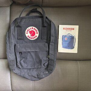 Fjallraven, Kanken  Mini Classic Backpack for Everyday graphite color